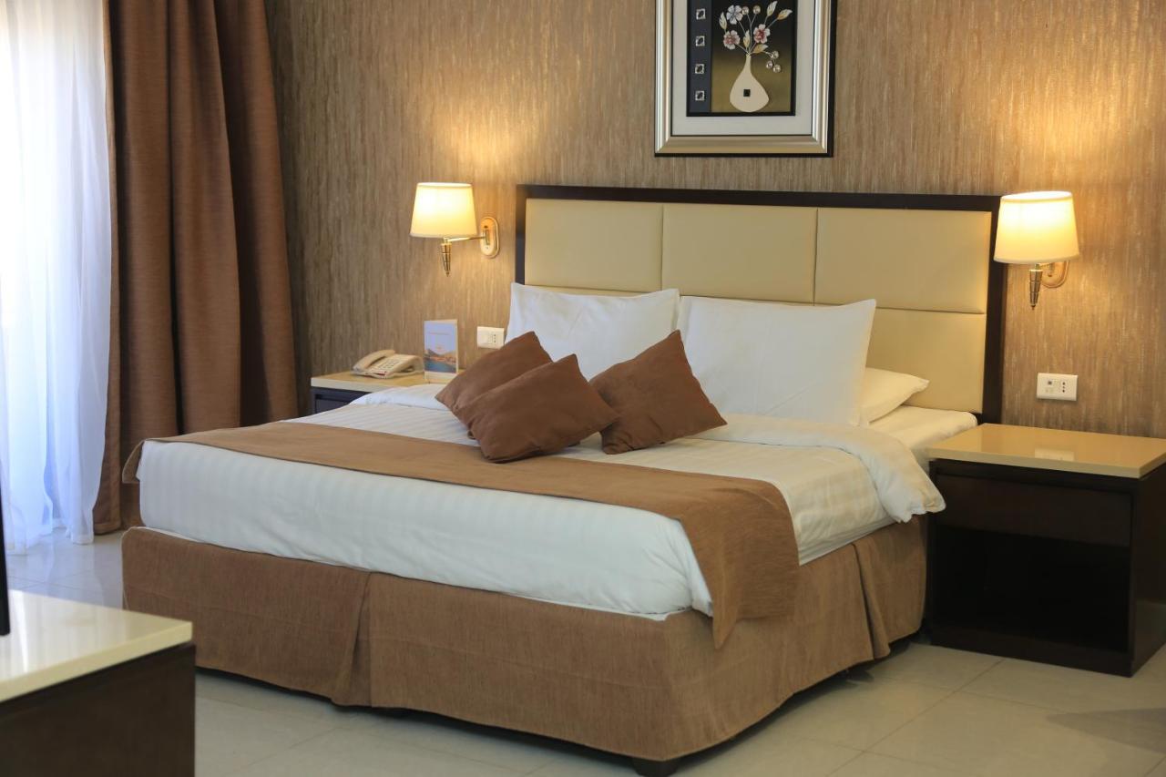 Grand East Hotel - Resort & Spa Dead Sea Sweimeh Room photo