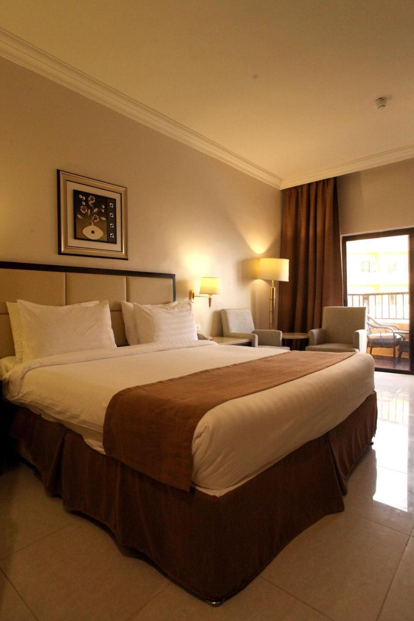 Grand East Hotel - Resort & Spa Dead Sea Sweimeh Room photo