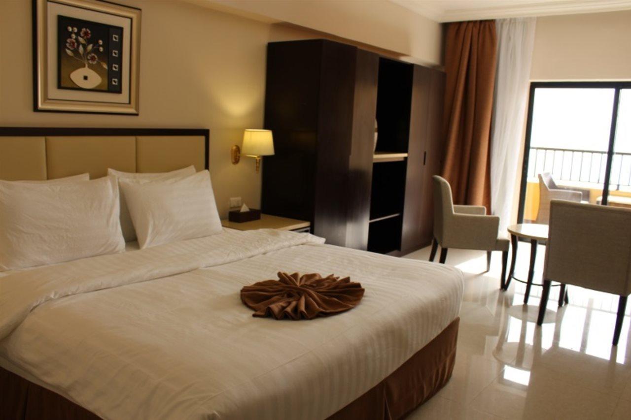 Grand East Hotel - Resort & Spa Dead Sea Sweimeh Exterior photo